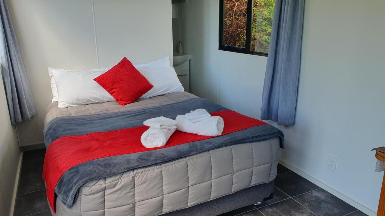 Lakeview Studio Cabin Apartment Kuratau Luaran gambar