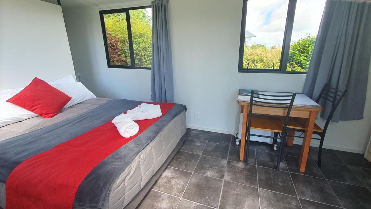 Lakeview Studio Cabin Apartment Kuratau Luaran gambar